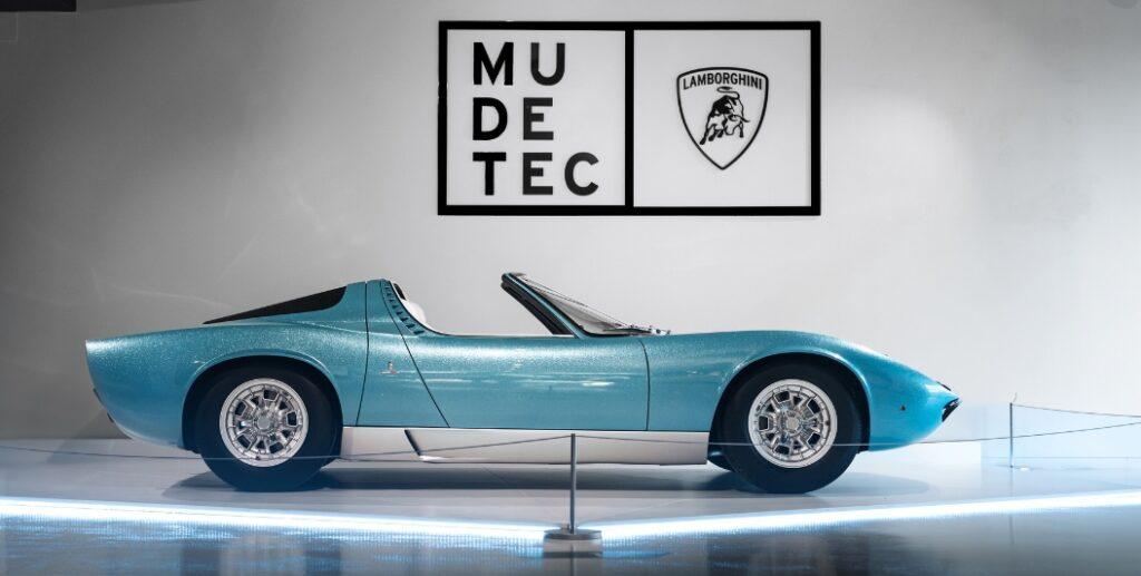 Im Technikmuseum MUDETEC wurde der weltweit einzige Lamborghini Miura Roadster gezeigt